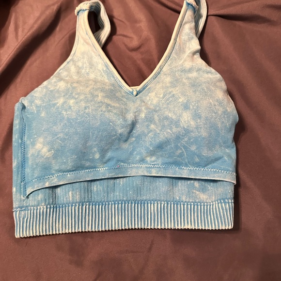 Blue Ribbed V-Neck Cropped Tank - Picture 3 of 3
